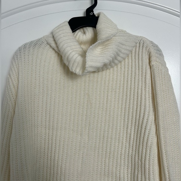 Lulus Freethinker Cream Studded Fringe Cropped Turtleneck Sweater large - Picture 6 of 15